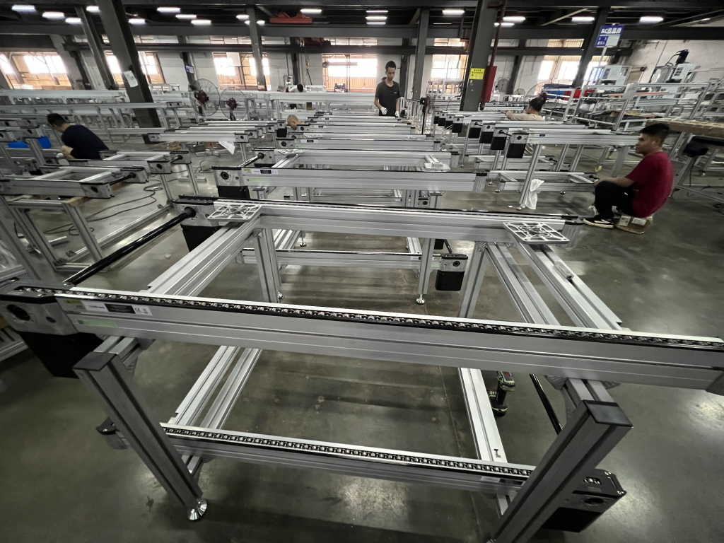 How to choose conveying equipment? What are the categories of pallet conveyor systems? Read this to understand Image 4-11-1024x768.png