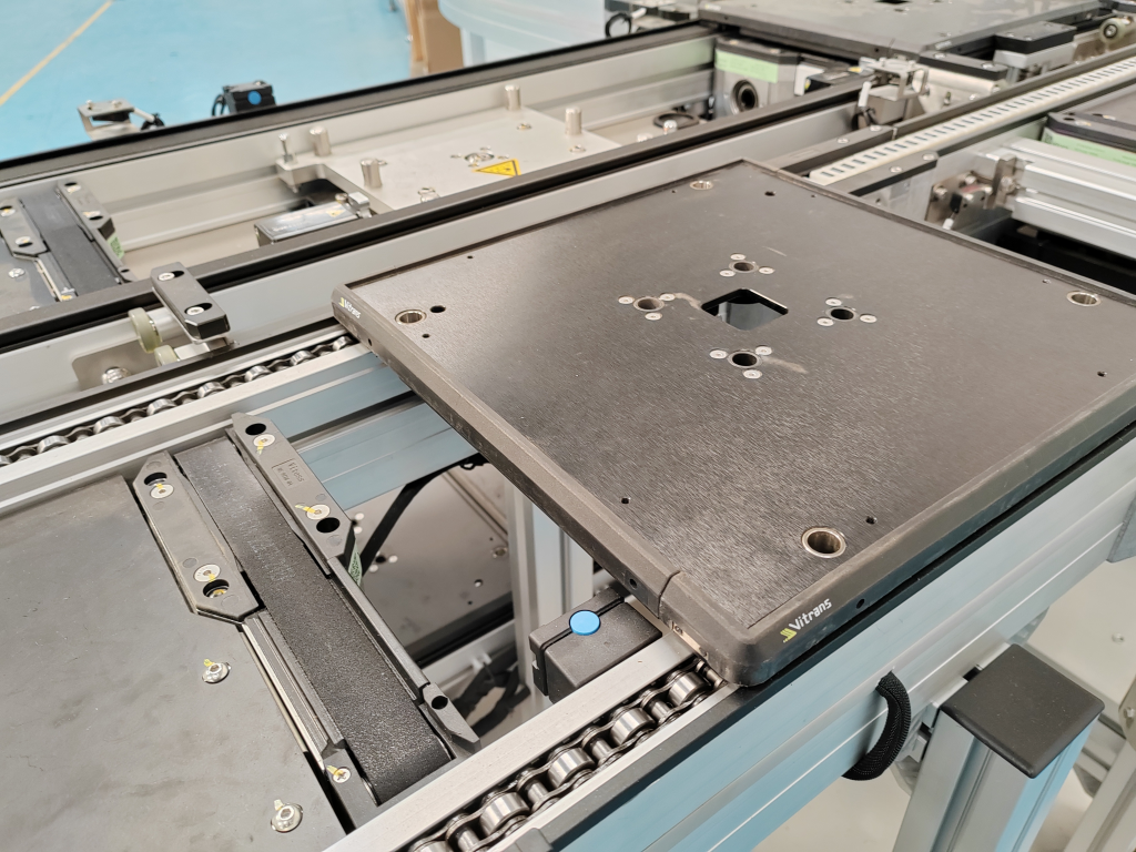 什么是重载倍速链输送线?为何它对锂电产线效率至关重要? Image 2-7-1024x768.png