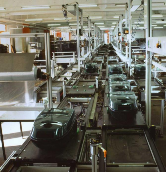 Vitrans-Is-Cost-Reduction-Impossible-for-3C-Electronic-Product-Assembly-Lines-Take-a-Look-at-Vitrans-Pallet-Conveyor-System-Project-Cases2.png